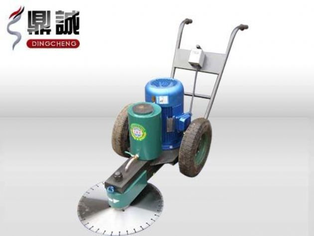 點(diǎn)擊查看詳細(xì)信息<br>標(biāo)題：手推式切樁機(jī) 閱讀次數(shù)：12379