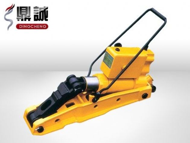 點(diǎn)擊查看詳細(xì)信息<br>標(biāo)題：液壓起撥道機(jī) 閱讀次數(shù)：4046